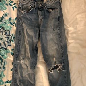H&M girlfriend fit jean